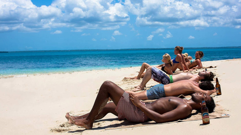 9 Days Honeymoon Safari - Wildebeest Migration & Zanzibar Beach Holiday